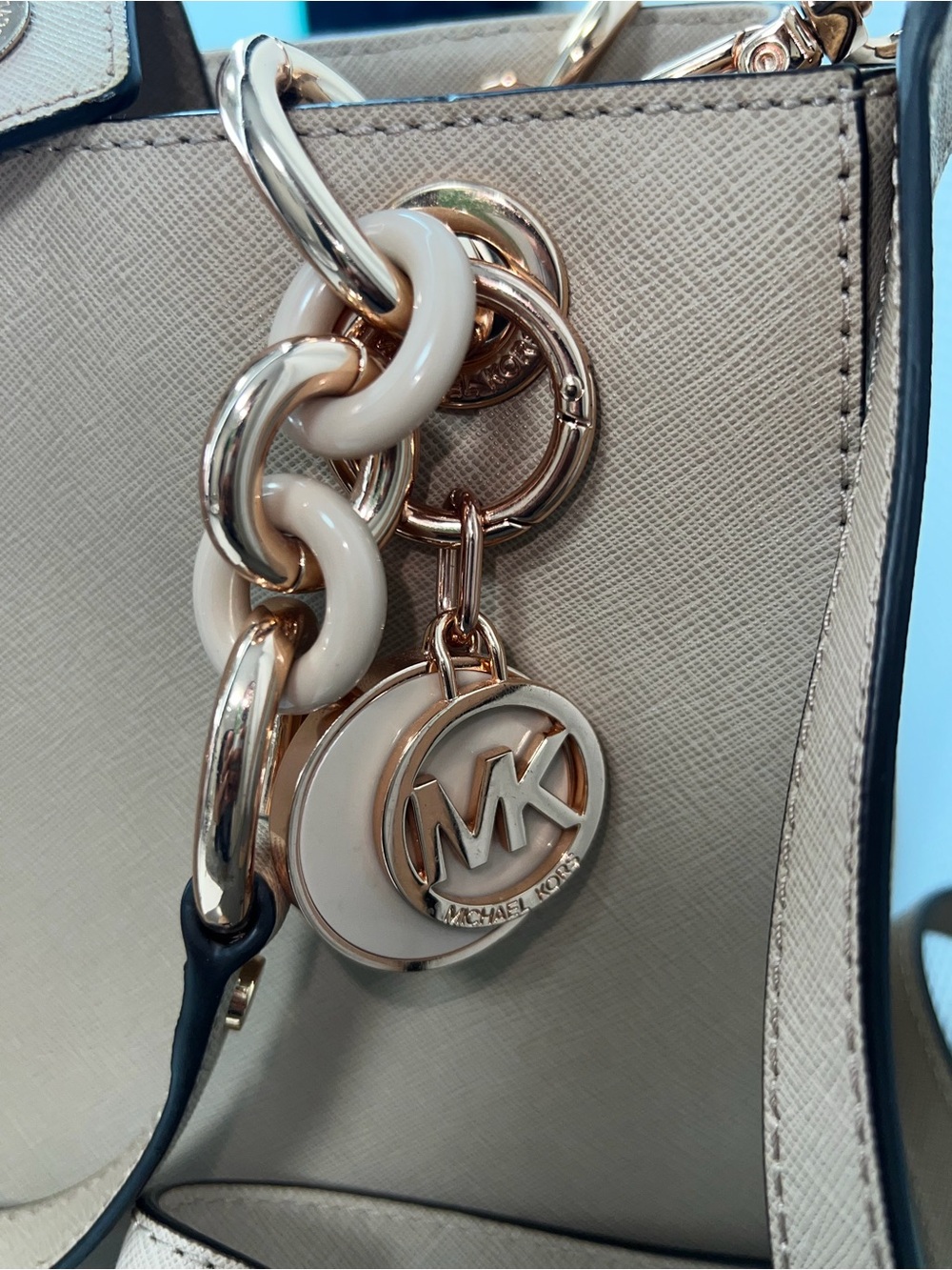 Michael Kors Beige Saffiano Satchel with Rose Gold Chain Detail - Picture 4 of 5